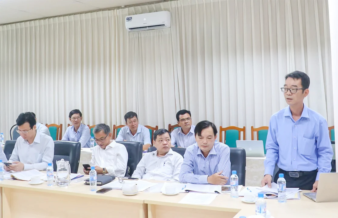 ផ្តោតសំខាន់កសាងកងជួរអ្នកសារព័ត៌មានរឹងប៉ឹងខាងនយោបាយ មានជំនាញស្របតាមនិន្នាការអភិវឌ្ឍថ្មីរបស់សារព័ត៌មាន