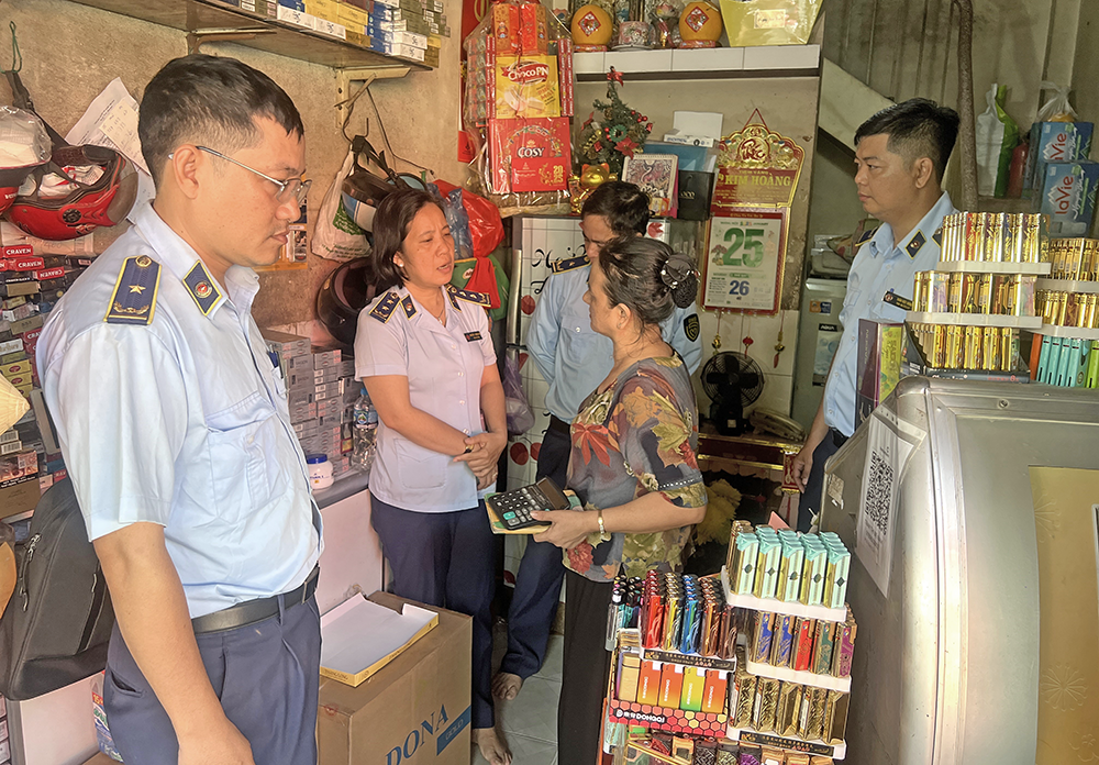 Ban hành các kế hoạch cao điểm chống buôn lậu dịp Tết 2026