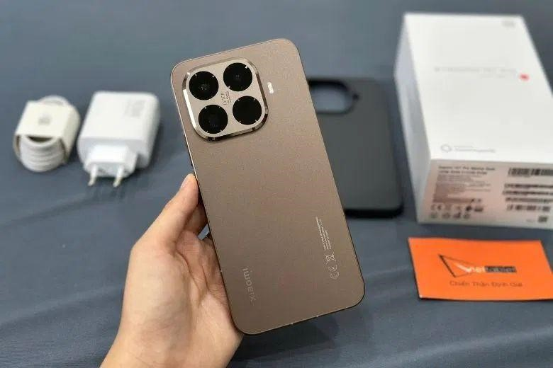 Nên chọn Oppo Find X9 hay Xiaomi 15T Pro dịp cận Tết 2026?