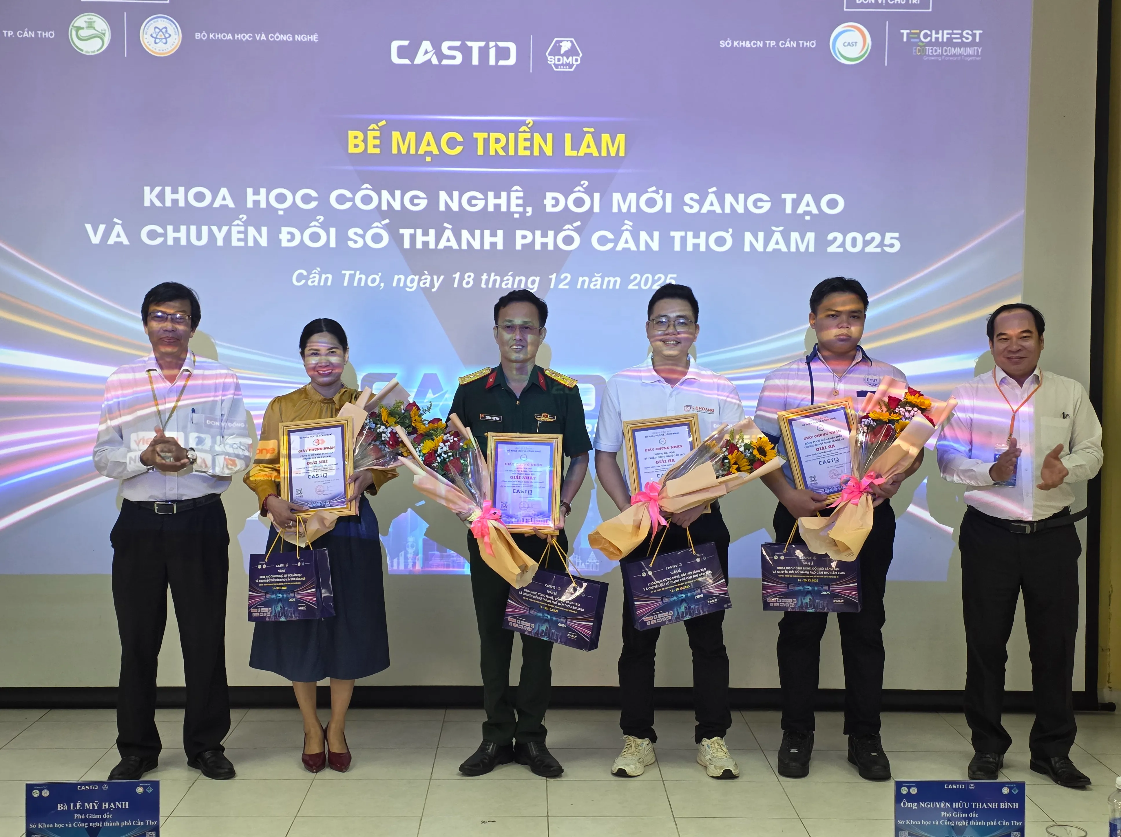 Thúc đẩy đổi mới sáng tạo, chuyển đổi số bằng công nghệ Blockchain, AI