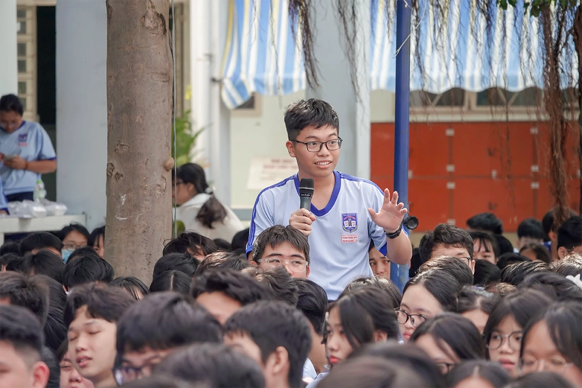 Trò chuyện cùng nam sinh lớp 12 sáng lập dự án AidFirst - phổ cập kiến thức sơ cấp cứu trong cộng đồng