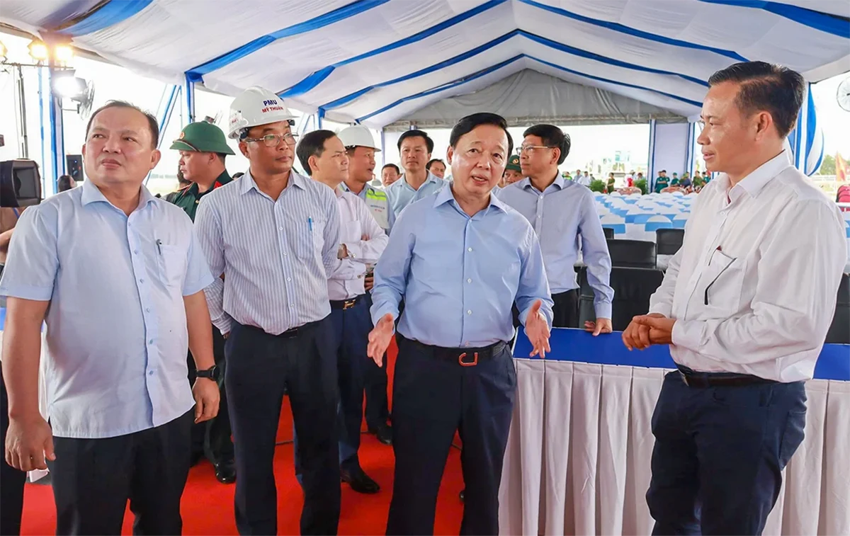 Chuẩn bị chu đáo cho lễ thông xe kỹ thuật cao tốc Cần Thơ - Cà Mau