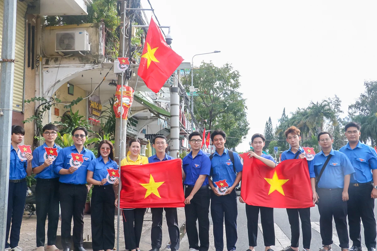 Tuổi trẻ Cần Thơ thi đua chào mừng đại hội đoàn các cấp