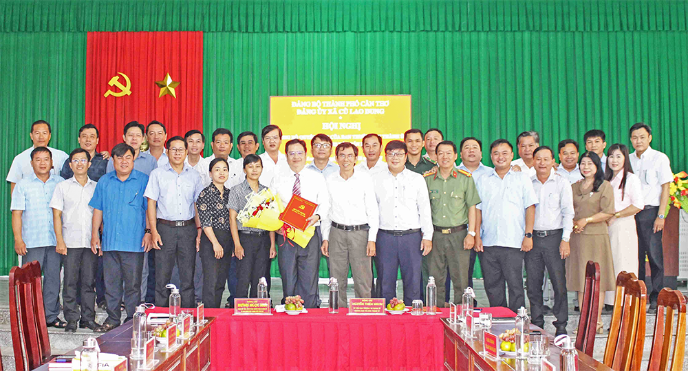 Ông Dương Văn Ngoảnh giữ chức Bí thư Đảng ủy xã Cù Lao Dung