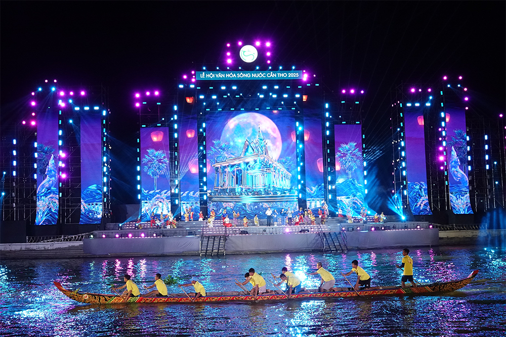 Sẵn sàng cho đêm khai mạc Lễ hội Văn hóa Sông nước Cần Thơ năm 2025
