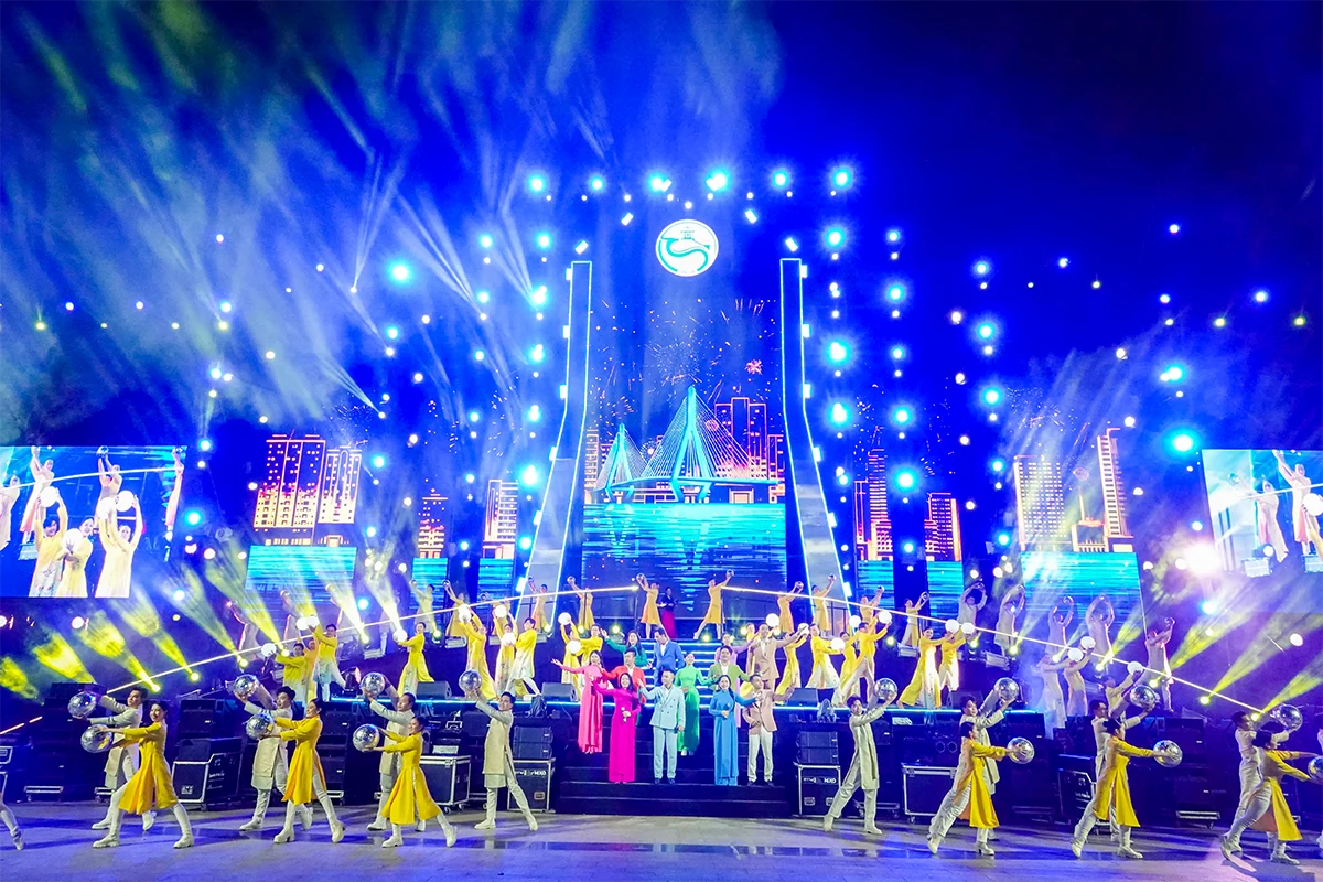 Tổng duyệt chương trình nghệ thuật chào năm mới 2026