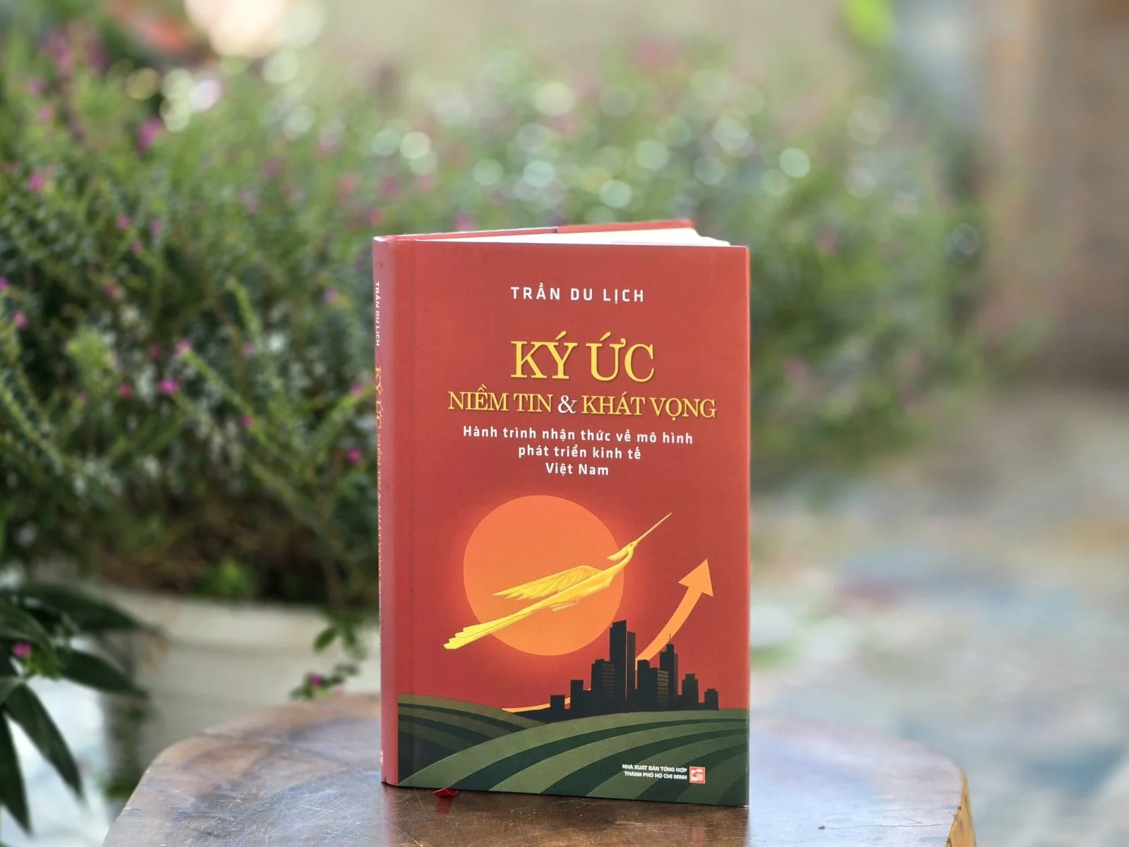 Nhiều sách mới ra mắt dịp Tết Dương lịch 2026