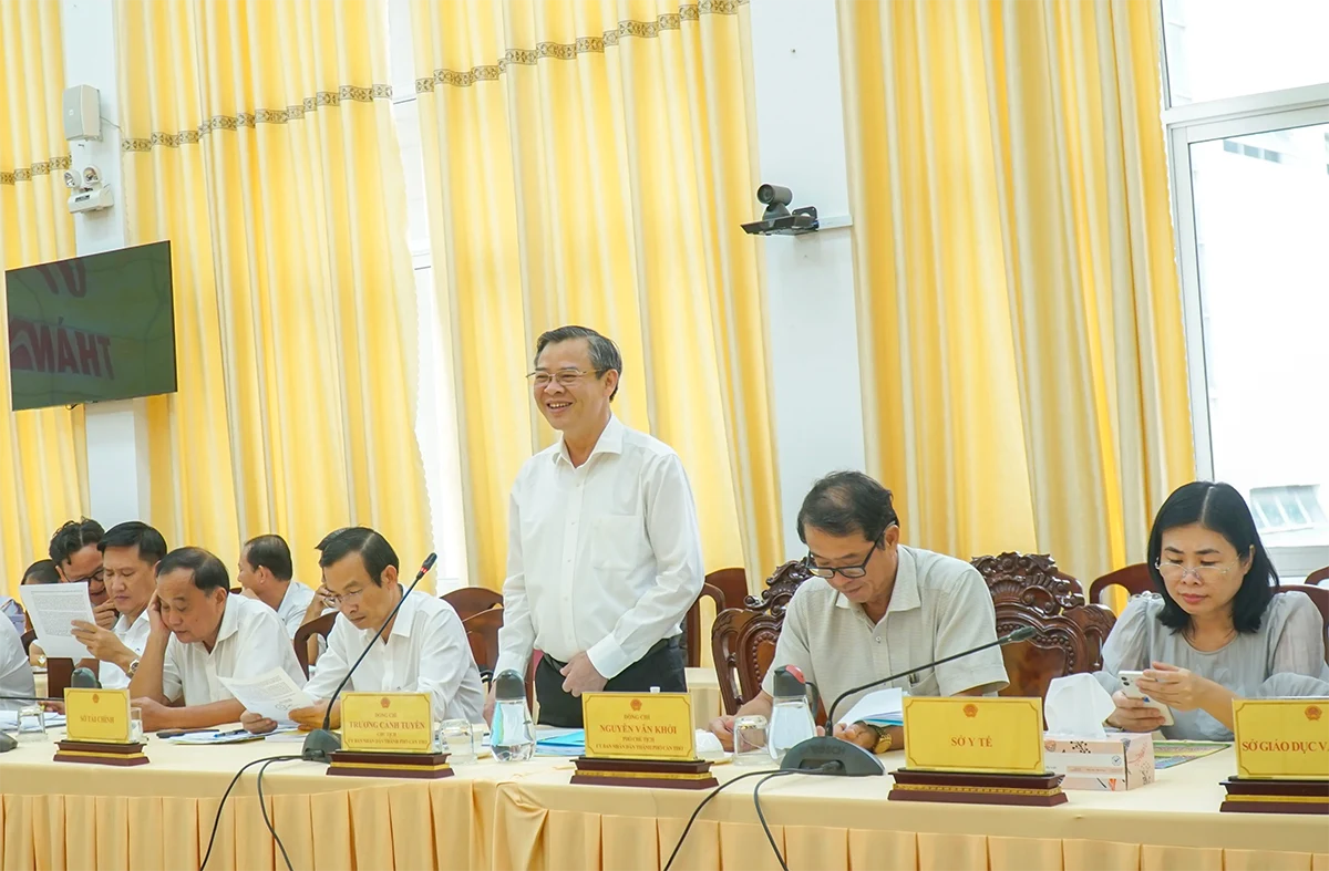 Lãnh đạo TP Cần Thơ họp xem xét những đề nghị hỗ trợ của Trường Đại học Nam Cần Thơ