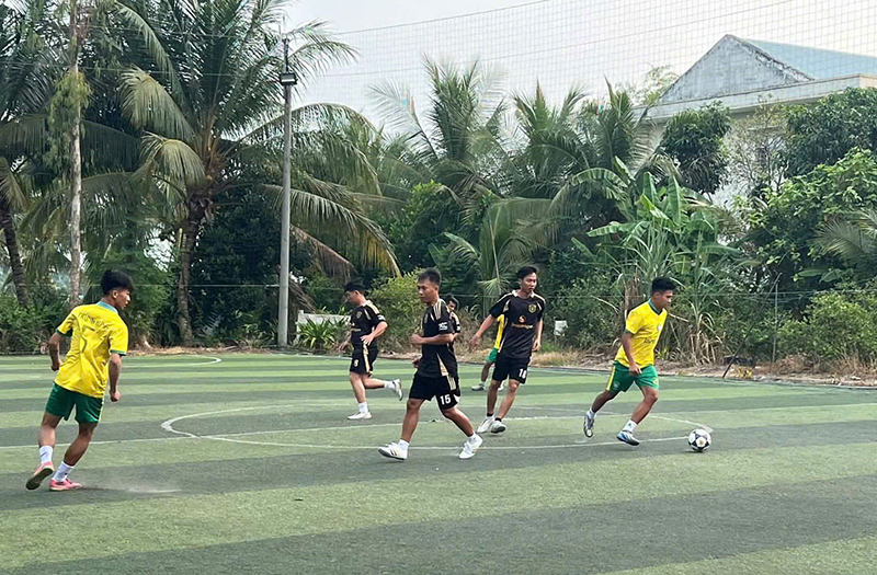 Bóng đá - Điểm sáng thể thao quần chúng ở xã Trung Hưng