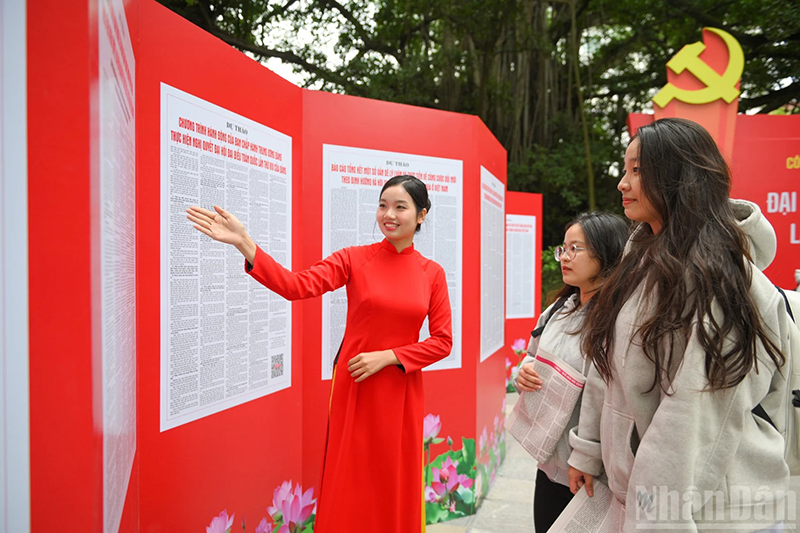 Bảo đảm Văn kiện Đại hội XIV trở thành động lực đổi mới tư duy và hành động, hiện thực hóa hai mục tiêu 100 năm