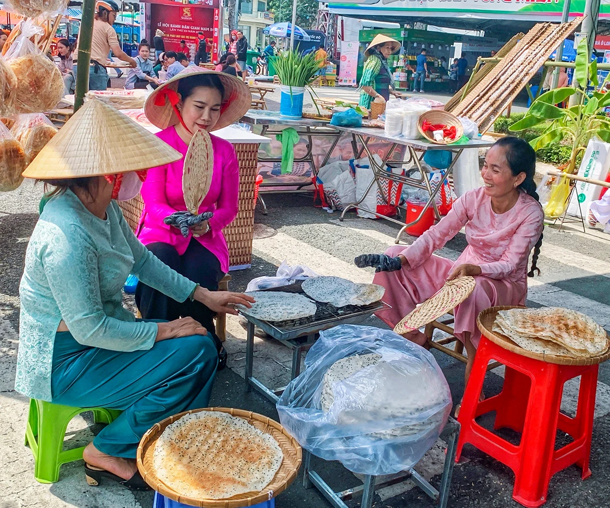 Đưa nghề truyền thống đến gần du khách