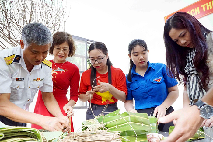 Agribank đồng hành cùng phóng viên, báo chí lan tỏa mùa xuân từ đảo xa về đất liền