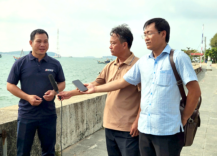 Agribank đồng hành cùng phóng viên, báo chí lan tỏa mùa xuân từ đảo xa về đất liền