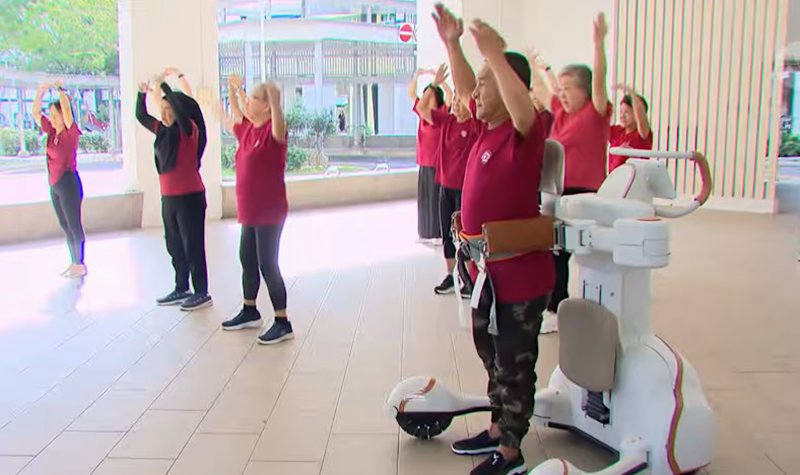 Nở rộ sáng kiến, công nghệ hỗ trợ người già