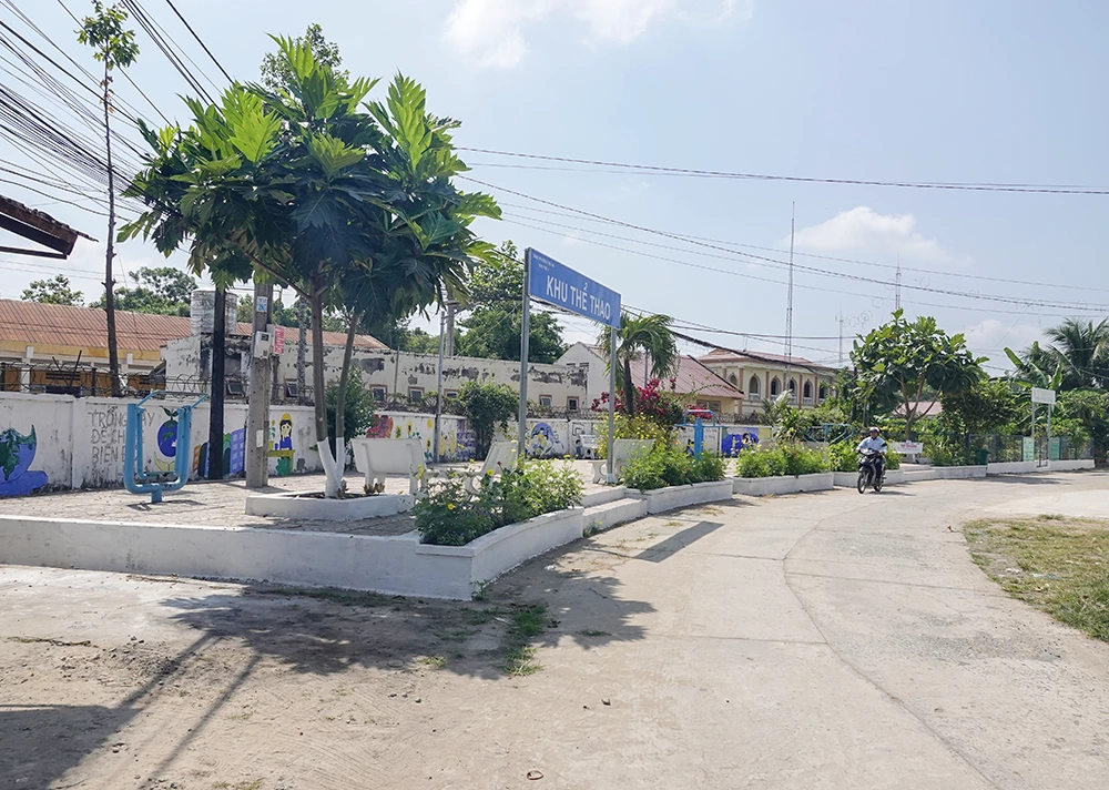 “Khéo” huy động sức dân