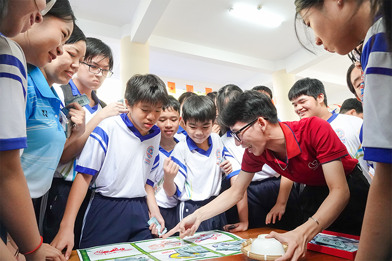 Sắc Xuân từ những trải nghiệm học đường