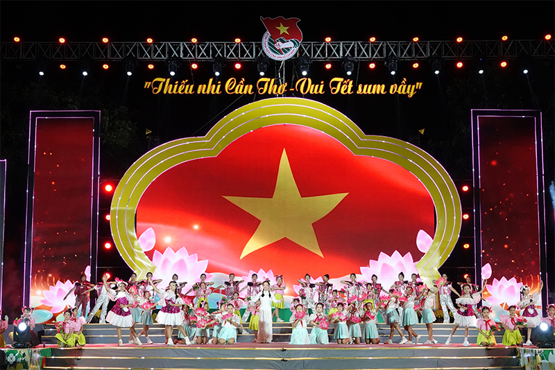 Tưng bừng Ngày hội Tuổi thơ mừng Xuân Bính Ngọ