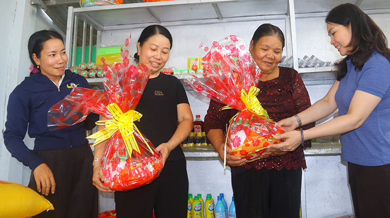 Để mùa xuân thêm vui