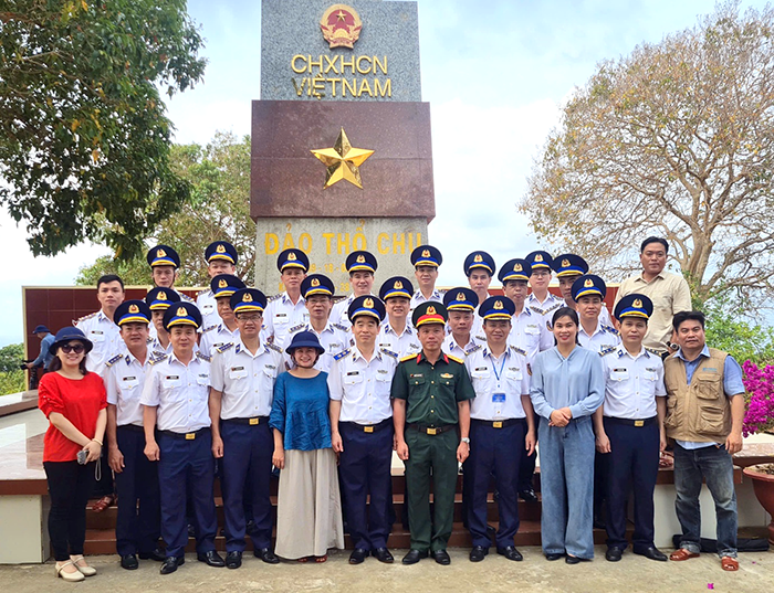 Hành trình chúc Tết Nguyên đán và chống khai thác IUU trên vùng biển Tây Nam