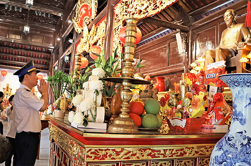 Đoàn kết một lòng, phát huy truyền thống của Quân đội nhân dân, Cảnh sát biển Việt Nam anh hùng