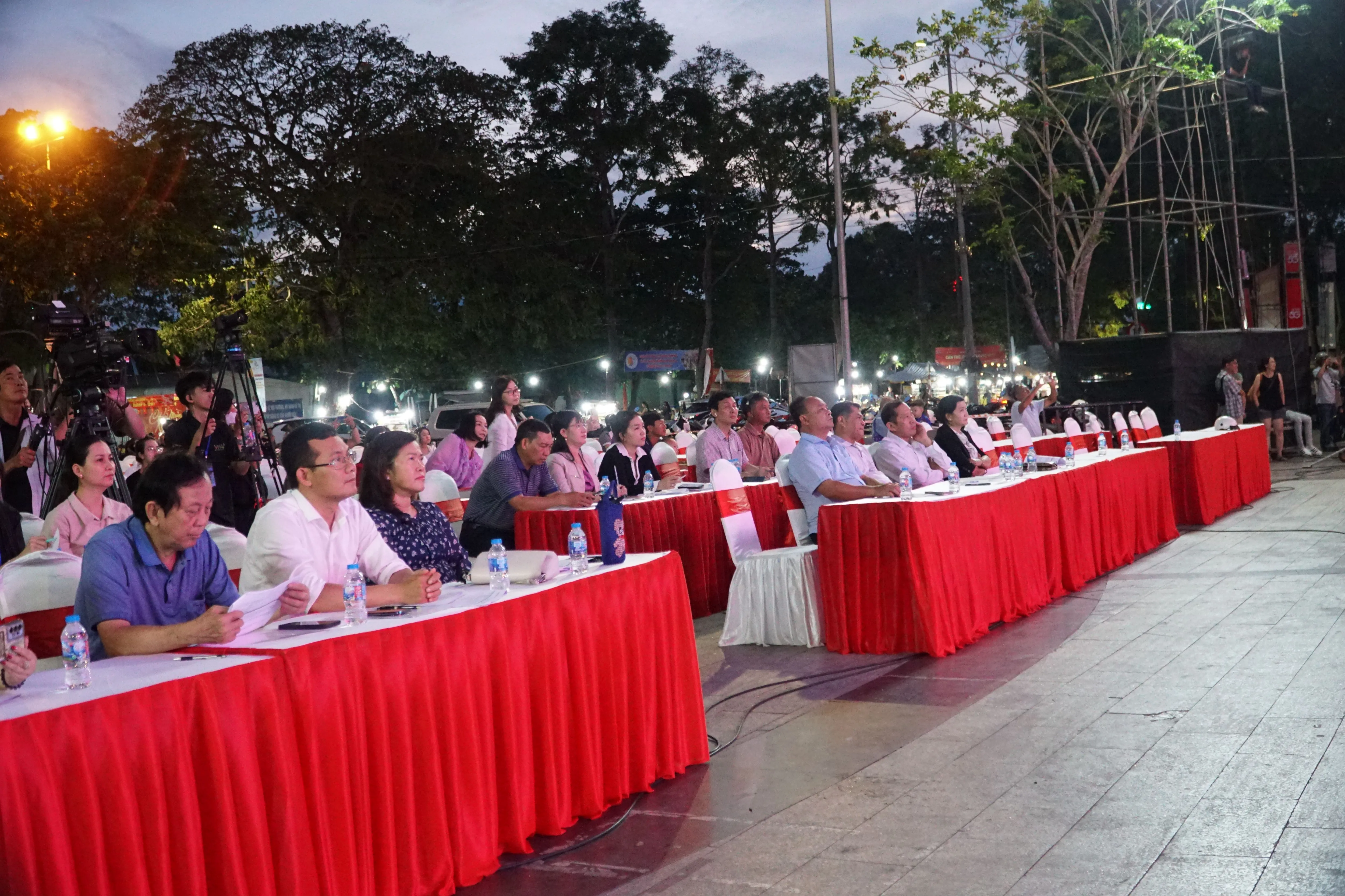 Cần Thơ chuẩn bị sẵn sàng chương trình nghệ thuật đón Giao thừa Tết Bính Ngọ 2026