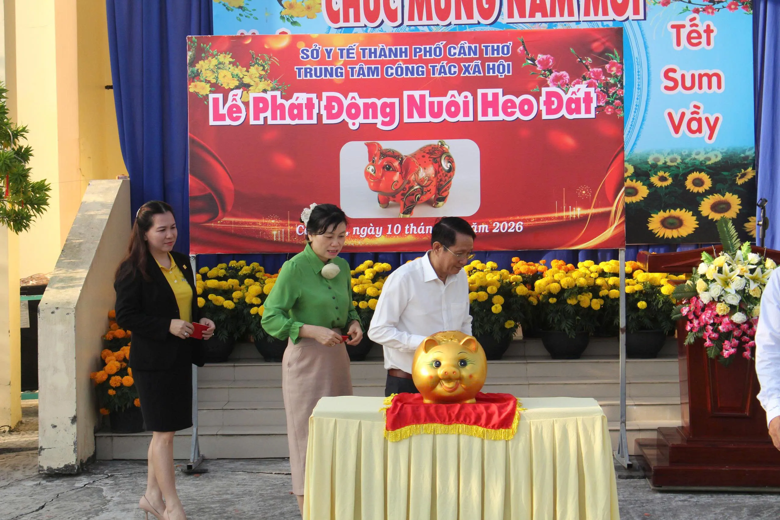 điểm 2 của trung tâm tại tỉnh Hậu Giang (cũ) với nhiều hoạt động ý nghĩa như phát động nuôi heo đất hỗ trợ người bệnh