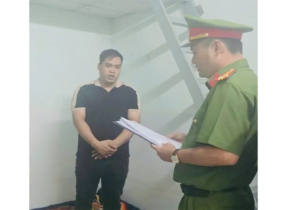 Khởi tố nhân viên công ty tham ô tài sản