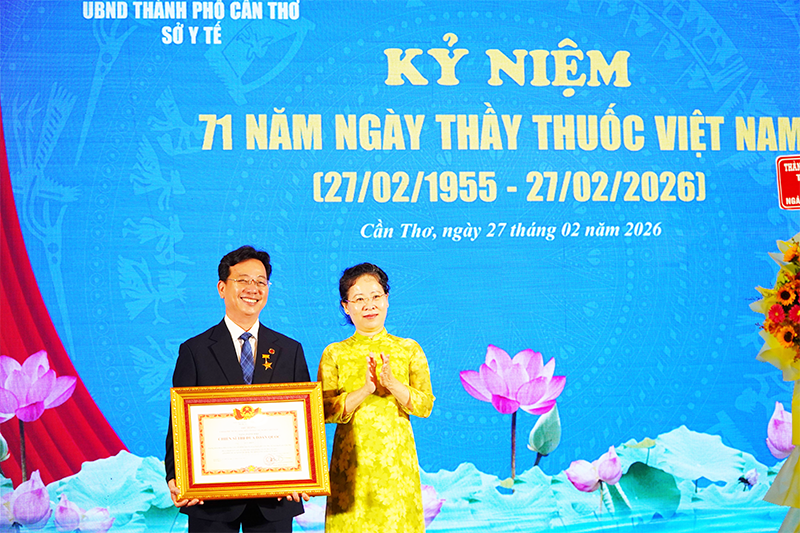 Ngành Y tế Cần Thơ họp mặt kỷ niệm 71 năm Ngày Thầy thuốc Việt Nam