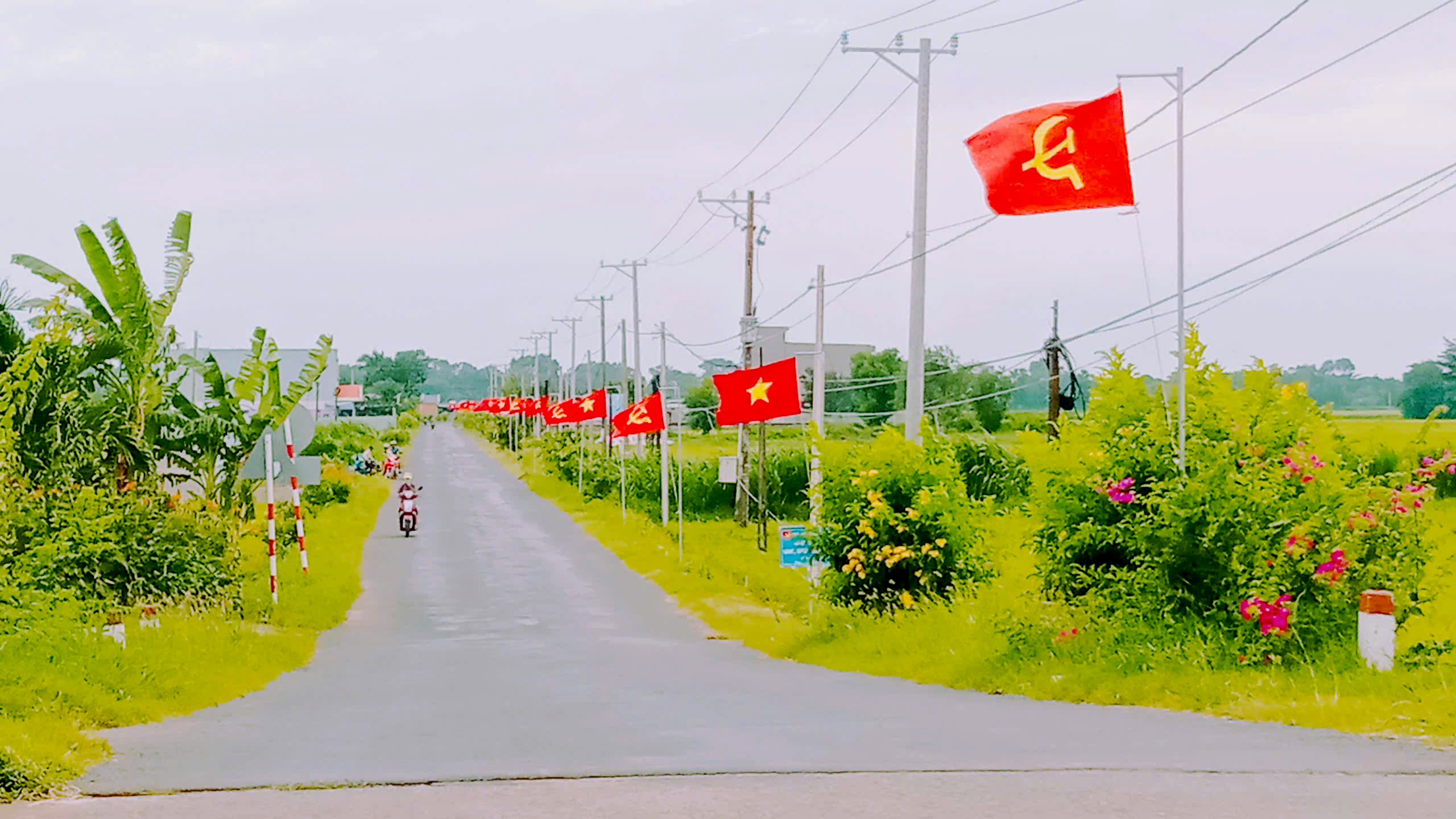 ធ្វើឱ្យសុក្រឹតគមនាគមន៍ ដើម្បីកសាងជនបទថ្មី