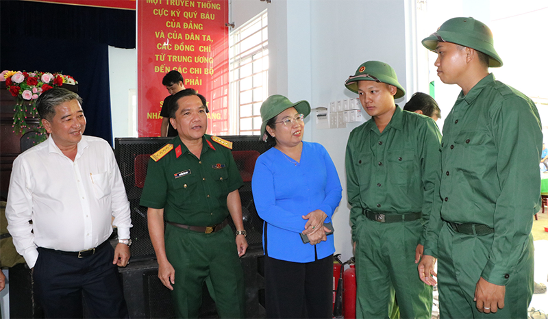 Sôi nổi Hội trại tòng quân, thanh niên Cần Thơ sẵn sàng lên đường nhập ngũ