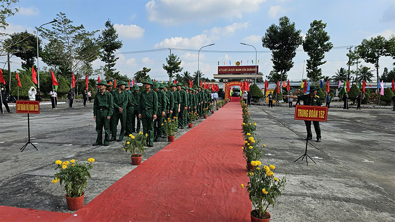 Sôi nổi Hội trại tòng quân, thanh niên Cần Thơ sẵn sàng lên đường nhập ngũ