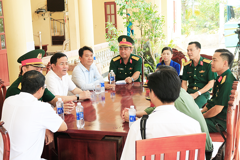 Phó Bí thư Thành ủy Cần Thơ khảo sát công tác chuẩn bị giao, nhận quân tại Phú Lộc