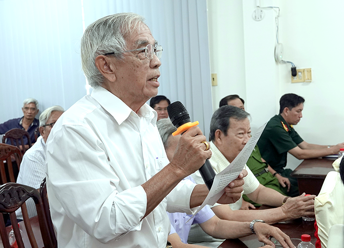 Những người ứng cử đại biểu HĐND TP Cần Thơ tiếp xúc cử tri phường Ninh Kiều