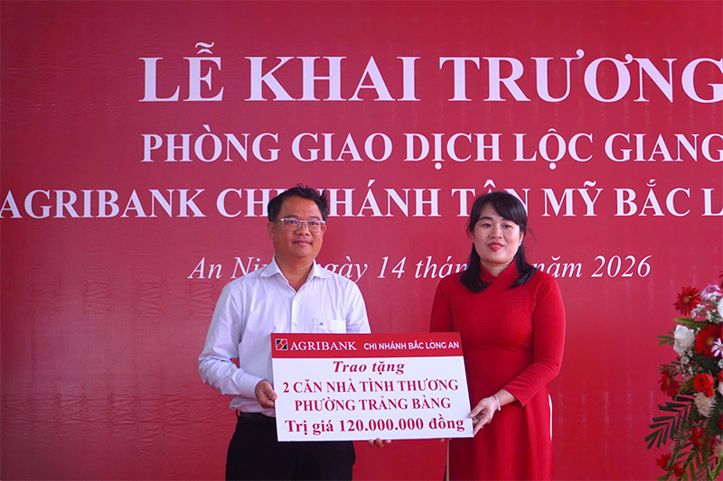 Agribank Chi nhánh Bắc Long An khai trương Phòng giao dịch Lộc Giang và Phòng giao dịch 3/2
