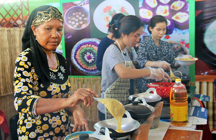 Lễ hội Bánh dân gian Nam Bộ năm 2026 sẽ khai mạc vào tối 26-4, truyền hình trực tiếp trên sóng Báo và Phát thanh, Truyền hình Cần Thơ