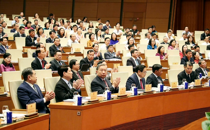 Nhanh chóng cụ thể hóa niềm tin của cử tri thành những quyết sách thiết thực phục vụ nhân dân, phát triển đất nước