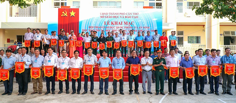 Khai mạc Hội thao Giáo dục quốc phòng và an ninh học sinh THPT TP Cần Thơ lần thứ I năm 2026
