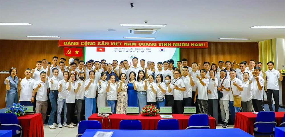 TP Cần Thơ đưa 132 lao động đi làm việc thời vụ tại Hàn Quốc