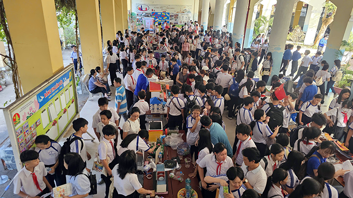 Học sinh hào hứng với cuộc thi Robotics Challenge 2026