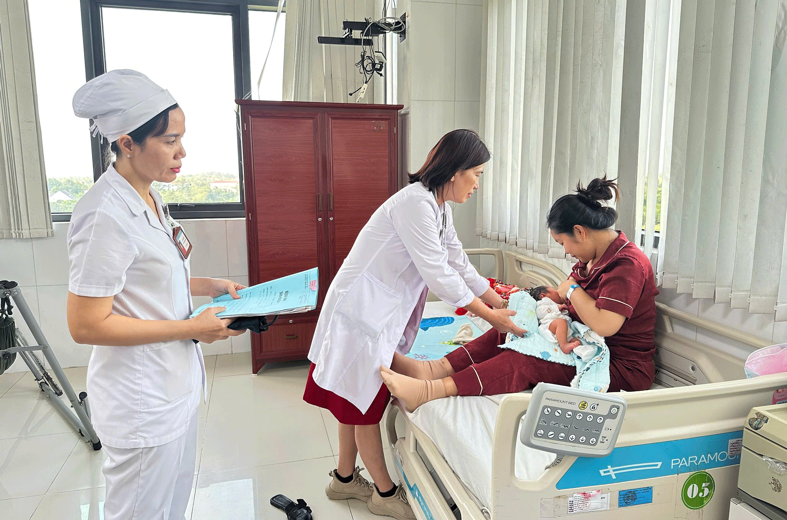 មន្ទីរពេទ្យសម្ភព - កុមារសុកត្រាំង លើកកម្ពស់ការថែទាំសុខភាពអ្នកម្ដាយនិងទារក