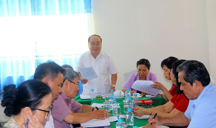 Bà Hồ Thị Cẩm Đào làm việc với Ban đại diện Hội Người cao tuổi và Liên hiệp các Hội Khoa học và Kỹ thuật thành phố