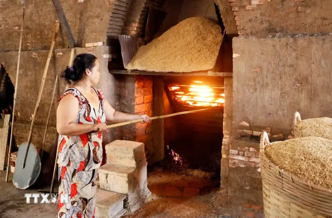 Mang Thít - từ làng nghề trăm năm tới điểm đến du lịch độc đáo