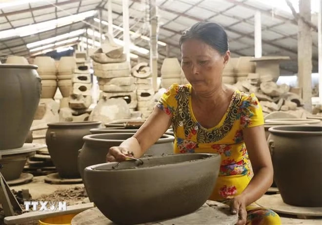 Mang Thít - từ làng nghề trăm năm tới điểm đến du lịch độc đáo