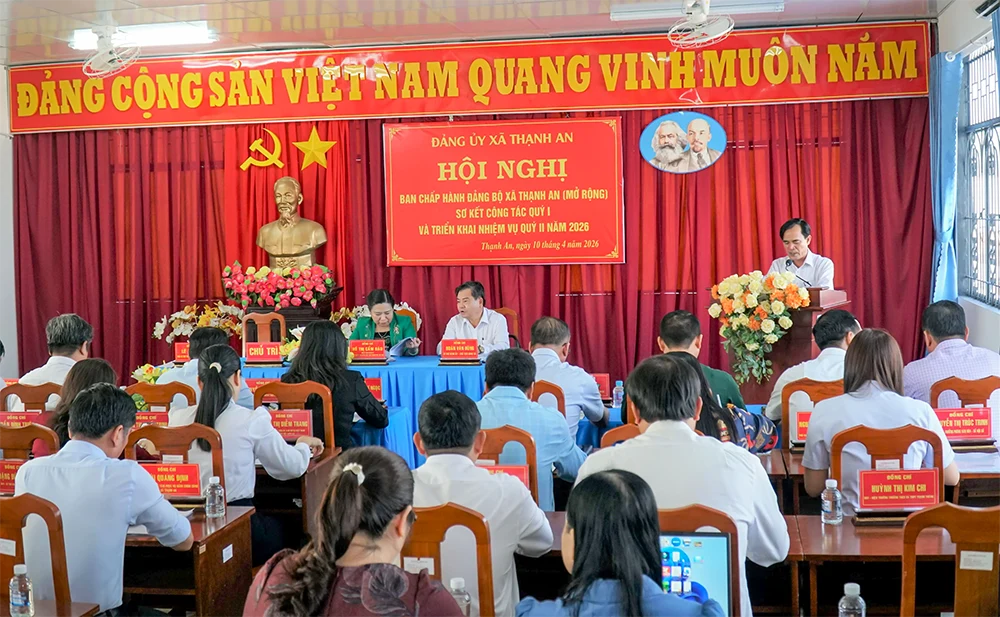 Tiếp tục phát huy tinh thần nêu gương, sâu sát cơ sở của người đứng đầu