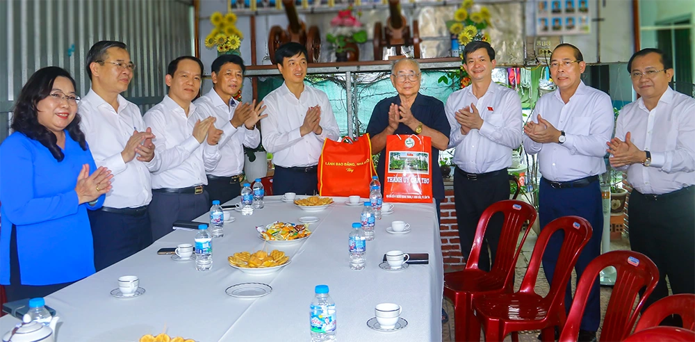hăm gia đình Thiếu tướng, Anh hùng lực lượng vũ trang Lê Xã Hội, phường Bình Thủy.