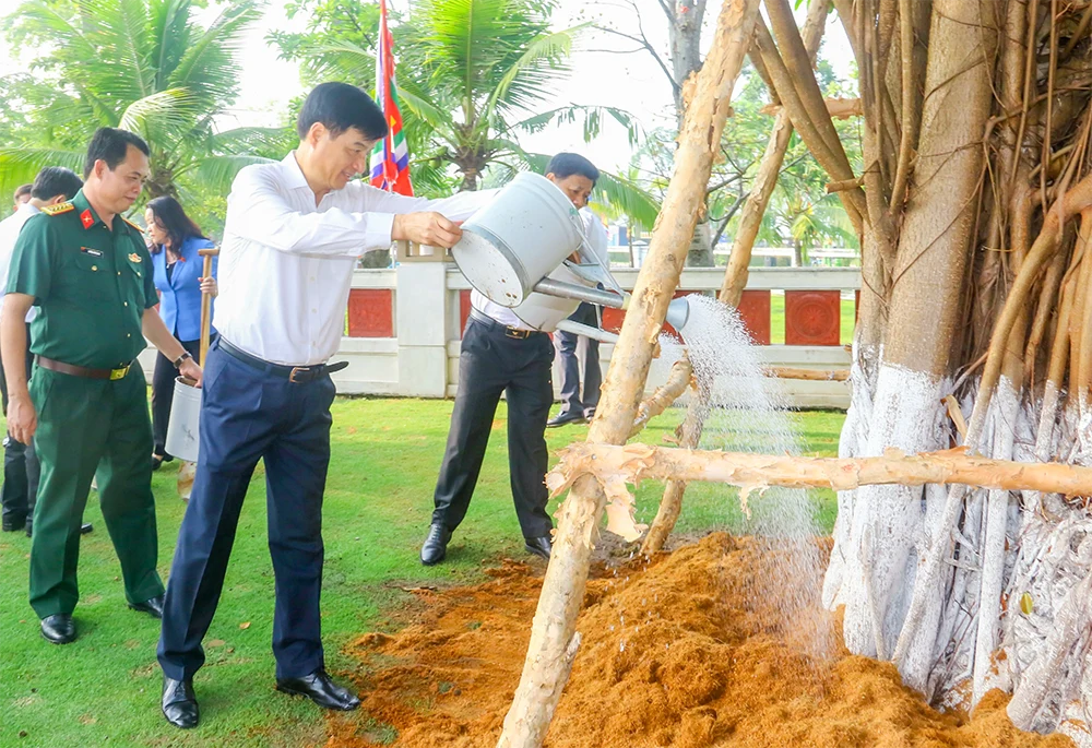 ông Nguyễn Duy Ngọc, Ủy viên Bộ Chính trị, Bí thư Trung ương Đảng, Trưởng ban Tổ chức Trung ương