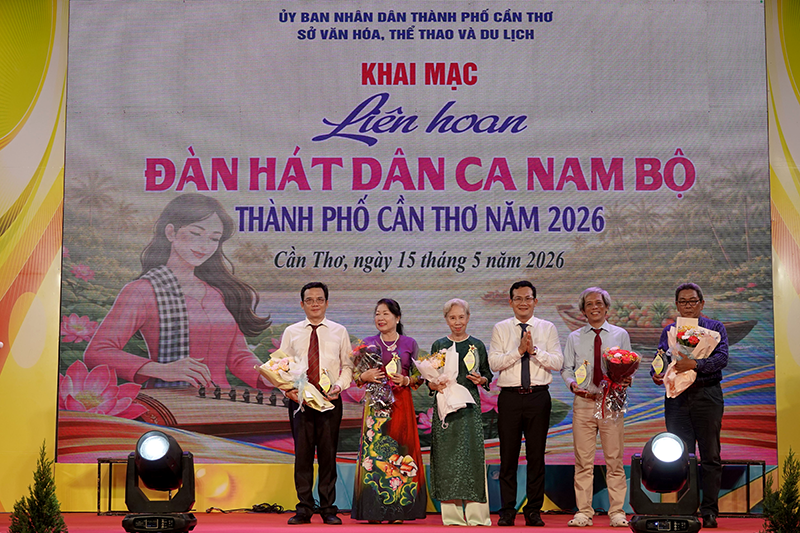 TP Cần Thơ khai mạc Liên hoan Đàn, hát dân ca Nam Bộ năm 2026