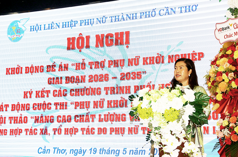 Khởi động Đề án “Hỗ trợ phụ nữ khởi nghiệp giai đoạn 2026-2035” bà Nguyễn Thị Ngọc Điệp, Phó Chủ tịch UBND TP Cần Thơ phát biểu tqại hội nghị.