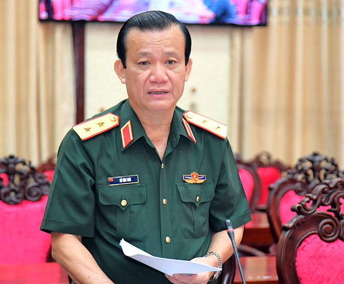 Đại tướng Nguyễn Trọng Nghĩa làm việc với Ban Thường vụ Đảng ủy Quân khu 9