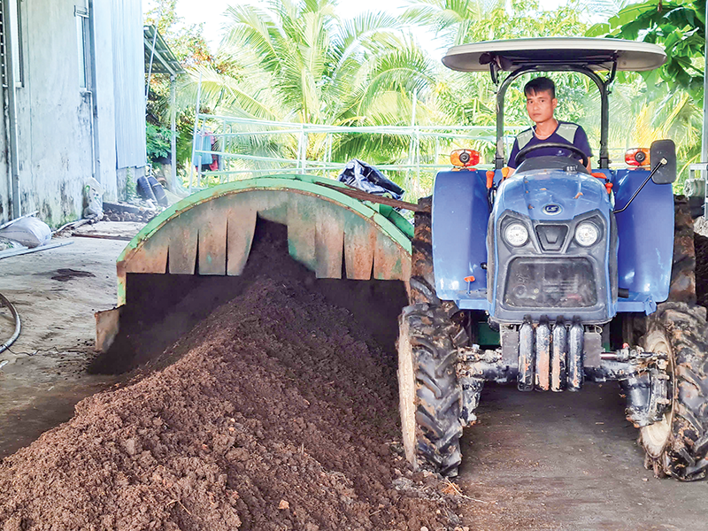 Cần “cầu nối” hỗ trợ đầu tư máy móc sản xuất phân hữu cơ